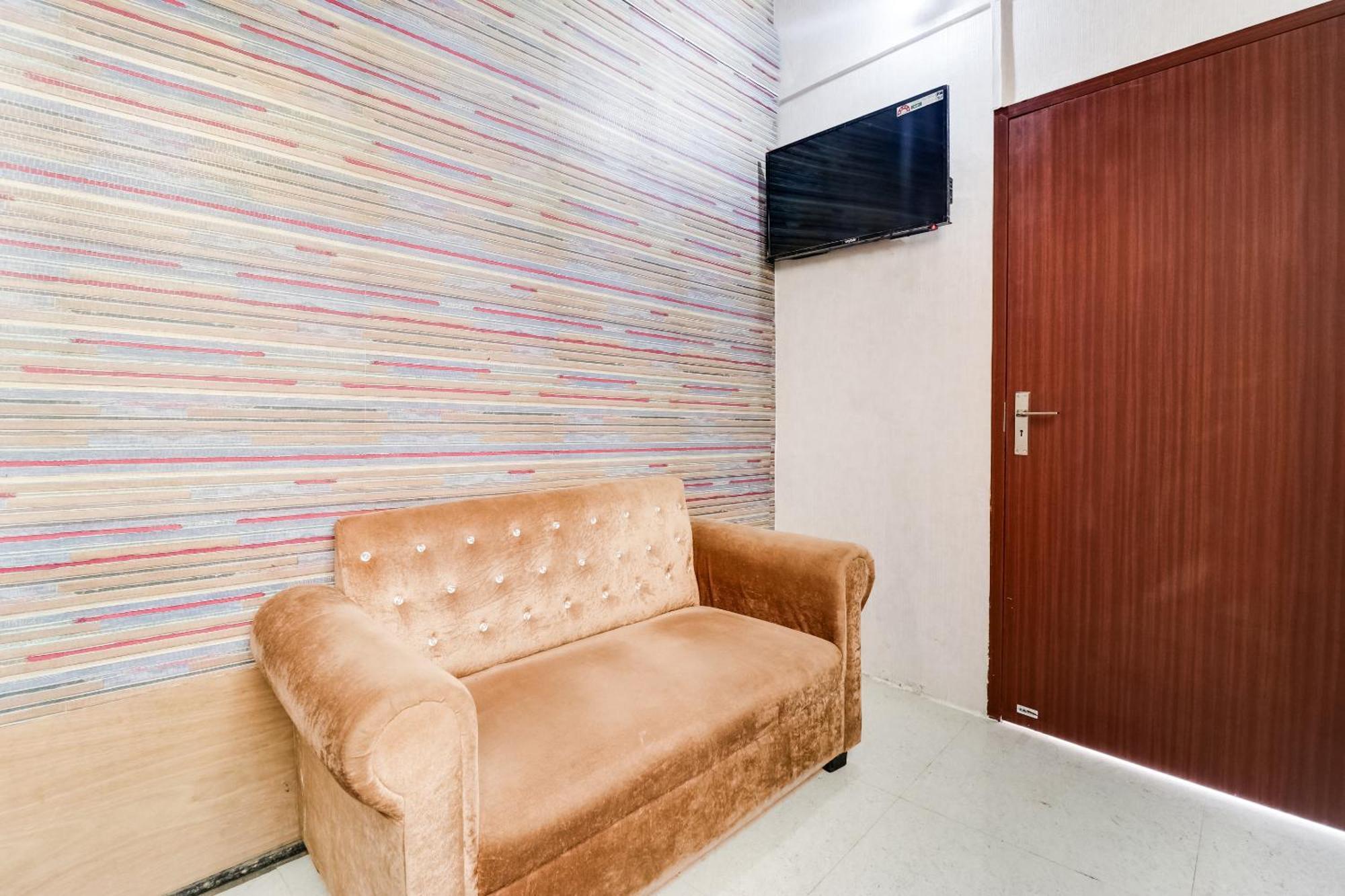 Super Hotel O Rs Inn Gorakhpur Extérieur photo