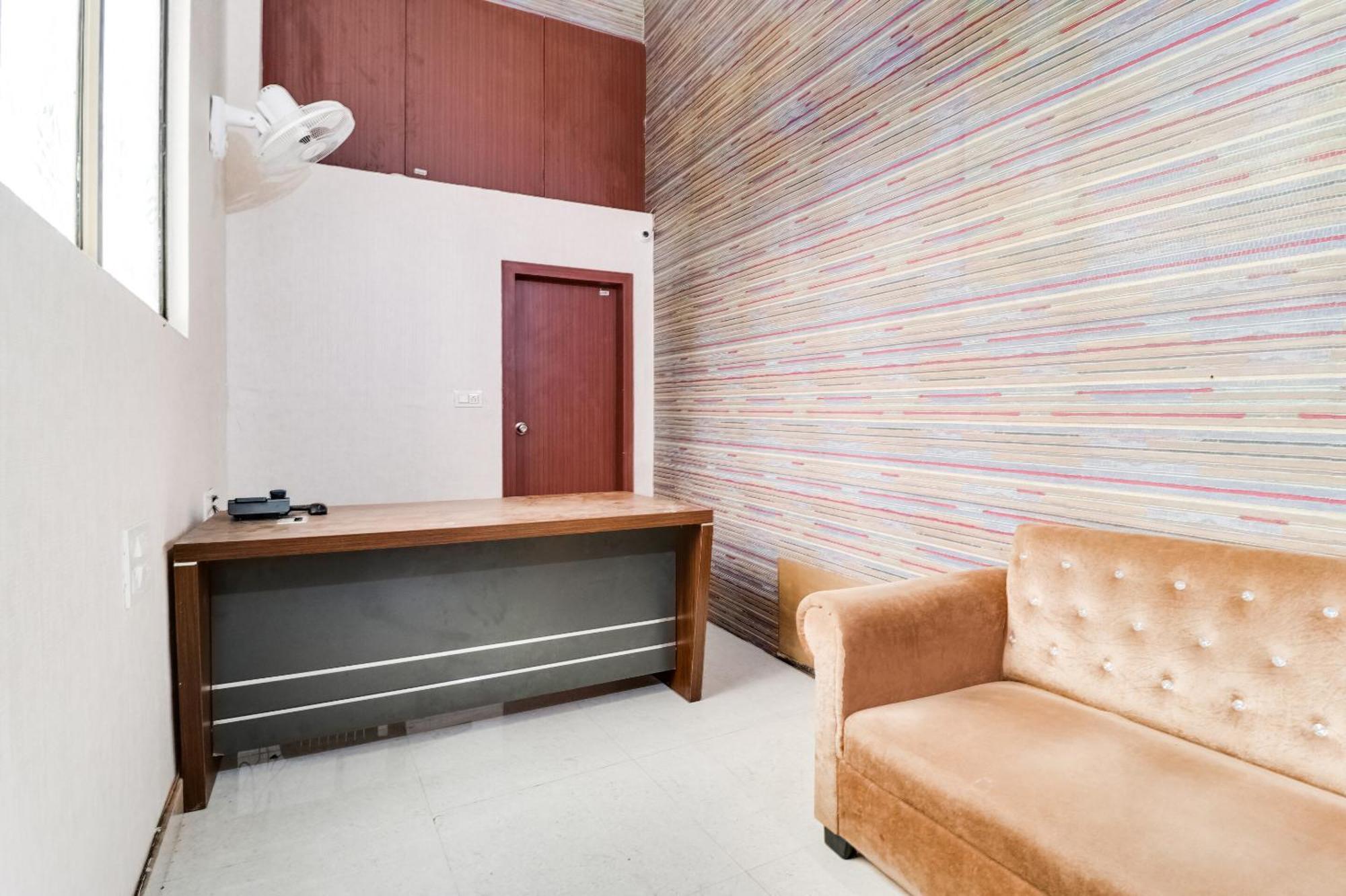 Super Hotel O Rs Inn Gorakhpur Extérieur photo